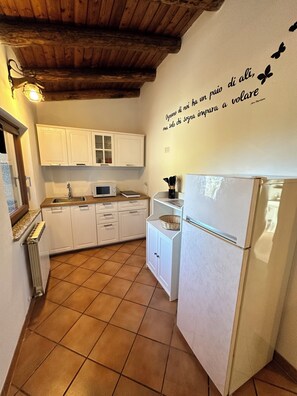 Microondas, horno y parrilla de estufa 