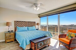 2 bedrooms, iron/ironing board, travel crib, free WiFi
