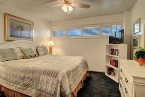 2 chambres, fer et planche à repasser, lit parapluie, Wi-Fi gratuit