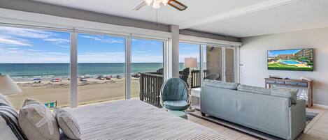 2 bedrooms, iron/ironing board, travel cot, free WiFi