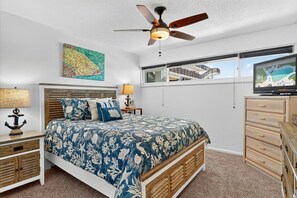 2 bedrooms, iron/ironing board, travel crib, free WiFi - Gulfstream Condos Unit 315| Beachfront Balcony | All-Season Pool, Hot Tub (Corpus Christi)