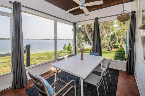 Roe Family Lake House on Lake McLeod - Close to Legoland 
