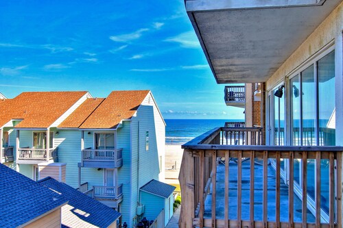 Unit 403 Private Balcony/Heated Pool & Hot Tub / BBQ