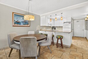 Dining - Gulfstream Condos Unit 508 | Gulf Views & Beachfront Balcony | Pool, Hot Tub (Corpus Christi)