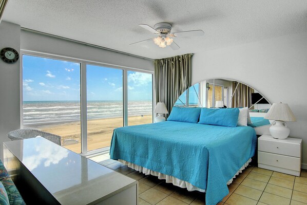 2 室のベッドルーム、アイロン / アイロン台、旅行用ベビーベッド、WiFi (無料)