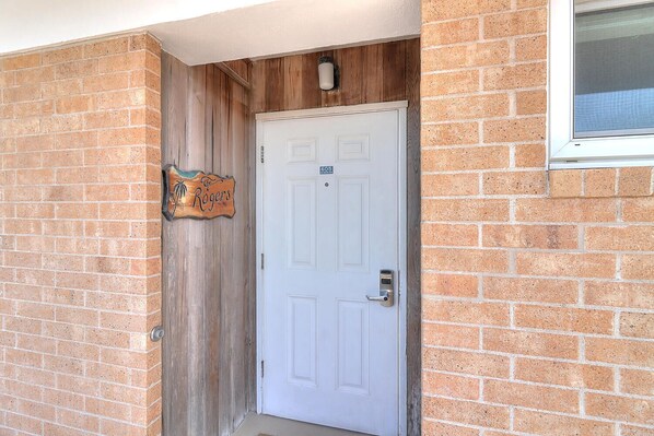 Exterior detail - Unit 605 | Beautiful Gulf Front Views | Pool, Hot Tub, BBQ (Corpus Christi)