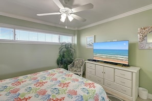 2 bedrooms, iron/ironing board, travel cot, free WiFi - Gulfstream Condos Unit 619 | Scenic Gulf-View Extended Balcony (Corpus Christi)