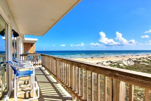 Property grounds - Gulfstream Condos Unit 622 | Pool & Hot Tub | Balcony, Amazing Gulf Views (Corpus Christi)