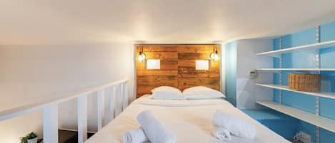 WiFi, bed sheets