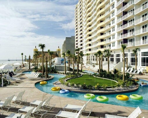 Daytona Ocean Walk Wyndham 1 bedroom sleeps 4 view