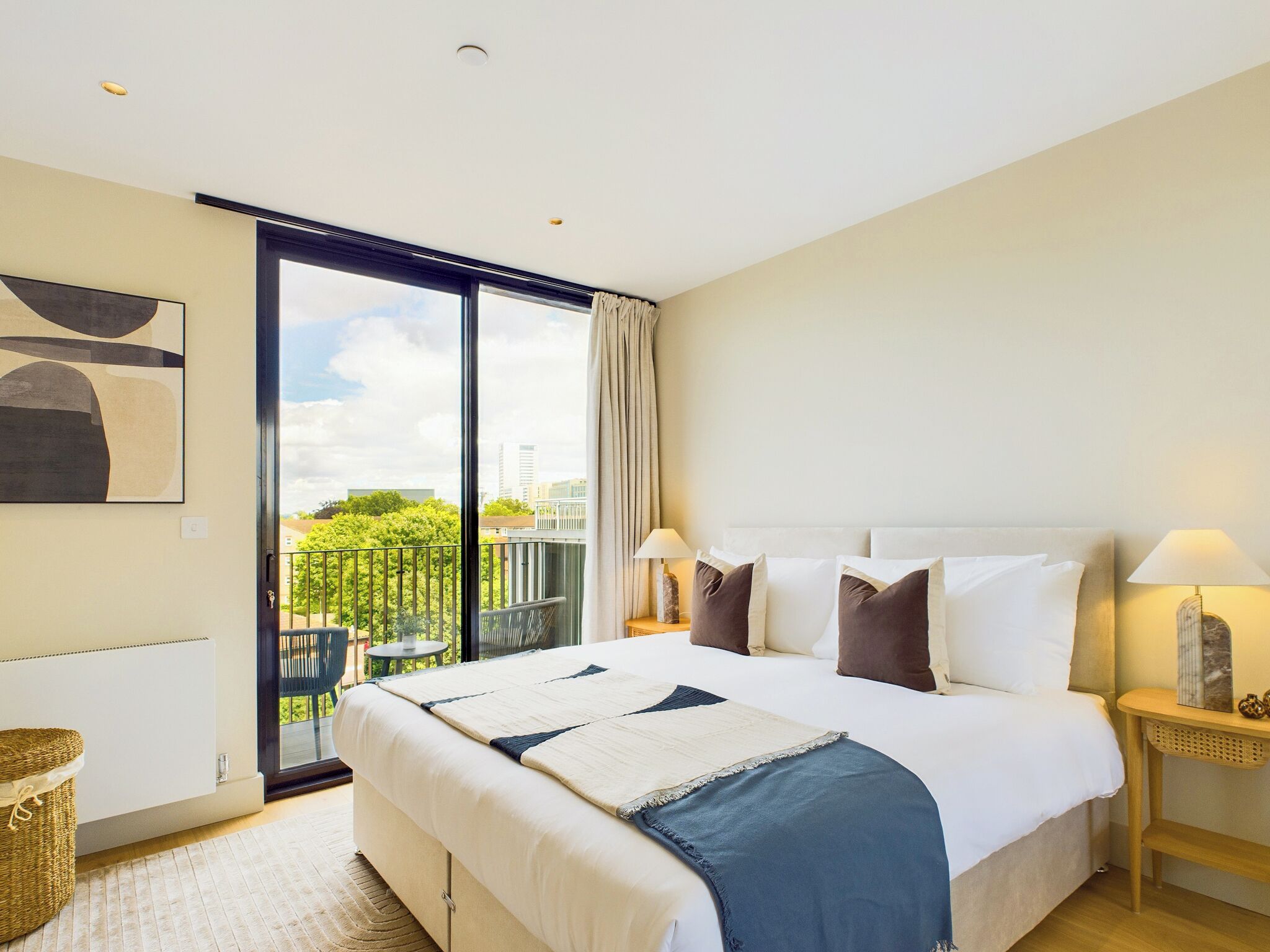 Loftsleilighet – superior, 2 soverom, balkong | Individuelt dekorert, individuelt innredet og skrivebord