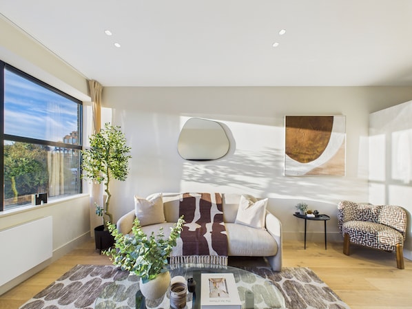 Living area - Be London - The St Pancras Residences (London)