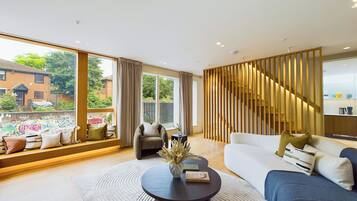 Signature House, 3 Bedrooms, Balcony, Canal View | 2 bedrooms, individually decorated, individually furnished, desk