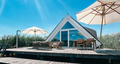 Seehütte Sonnenschilf