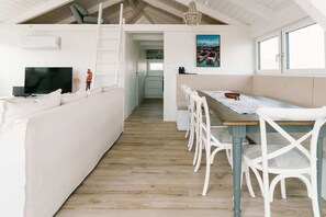 Superior House, Lake View | Dining