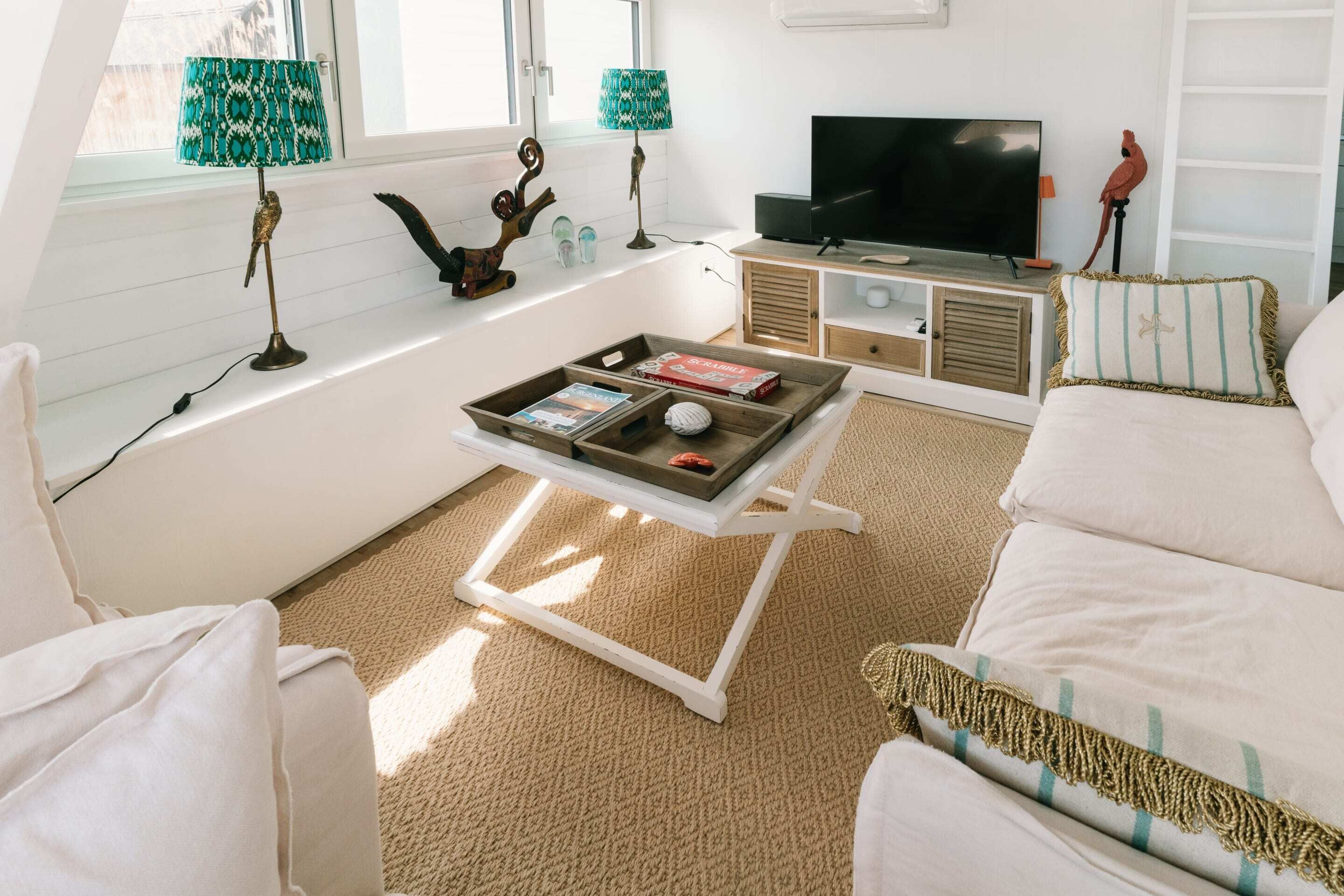 Superior House, Lake View | Living area | Flat-screen TV