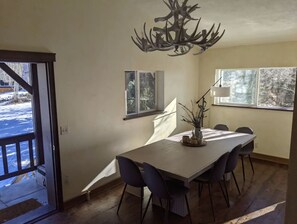 Dining - Mountain Home with Stunning Views & Hot Tub (Victor)