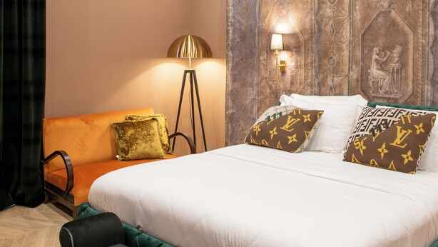 Deluxe Double Room, City View - stile raro suite (Caserta)
