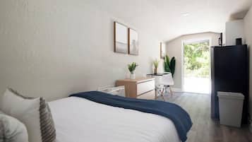 1 chambre, fer et planche Ă repasser, Wi-Fi gratuit, draps fournis