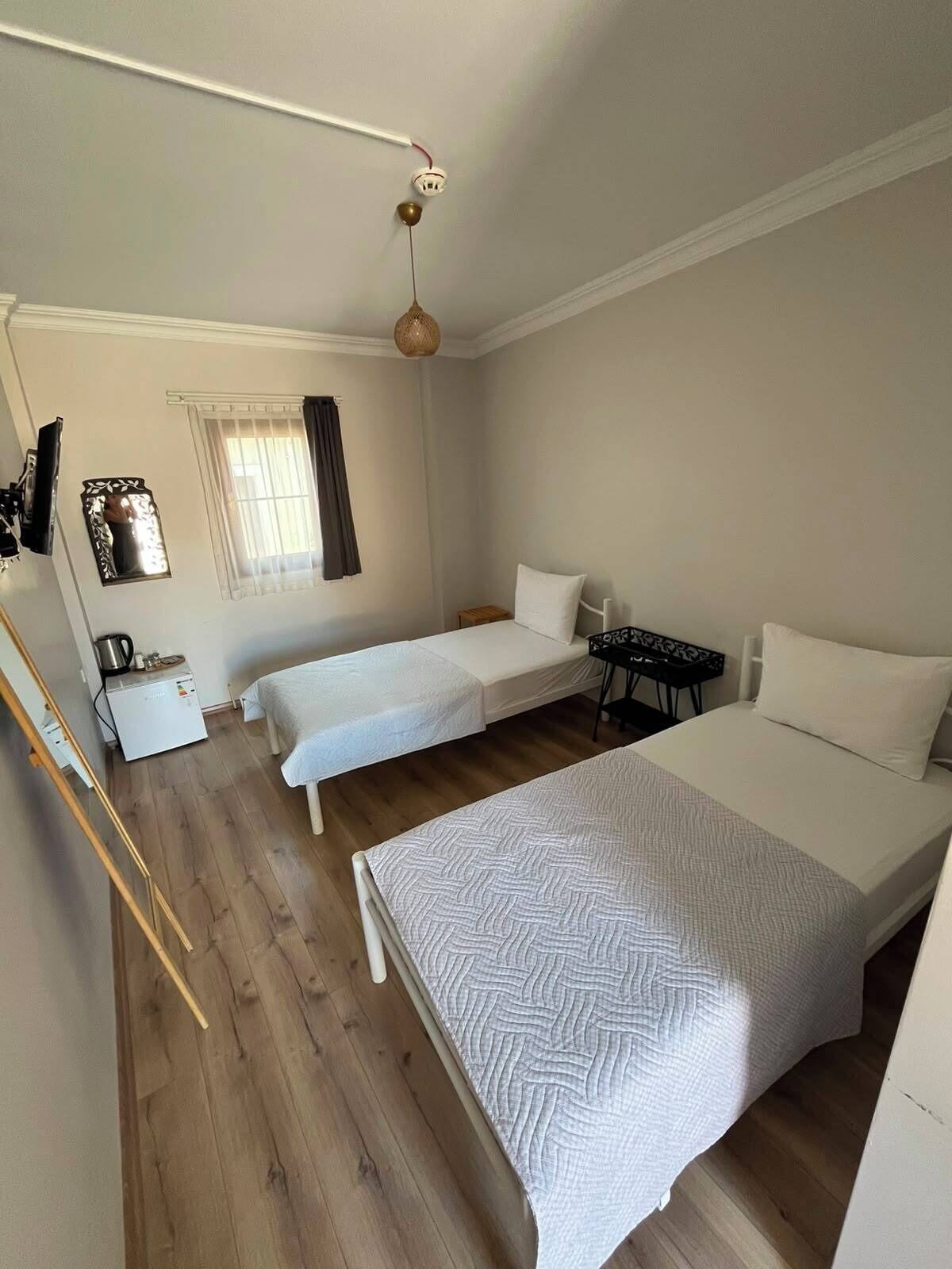 Standard-Zweibettzimmer | Minibar, kostenloses WLAN, Bettwäsche