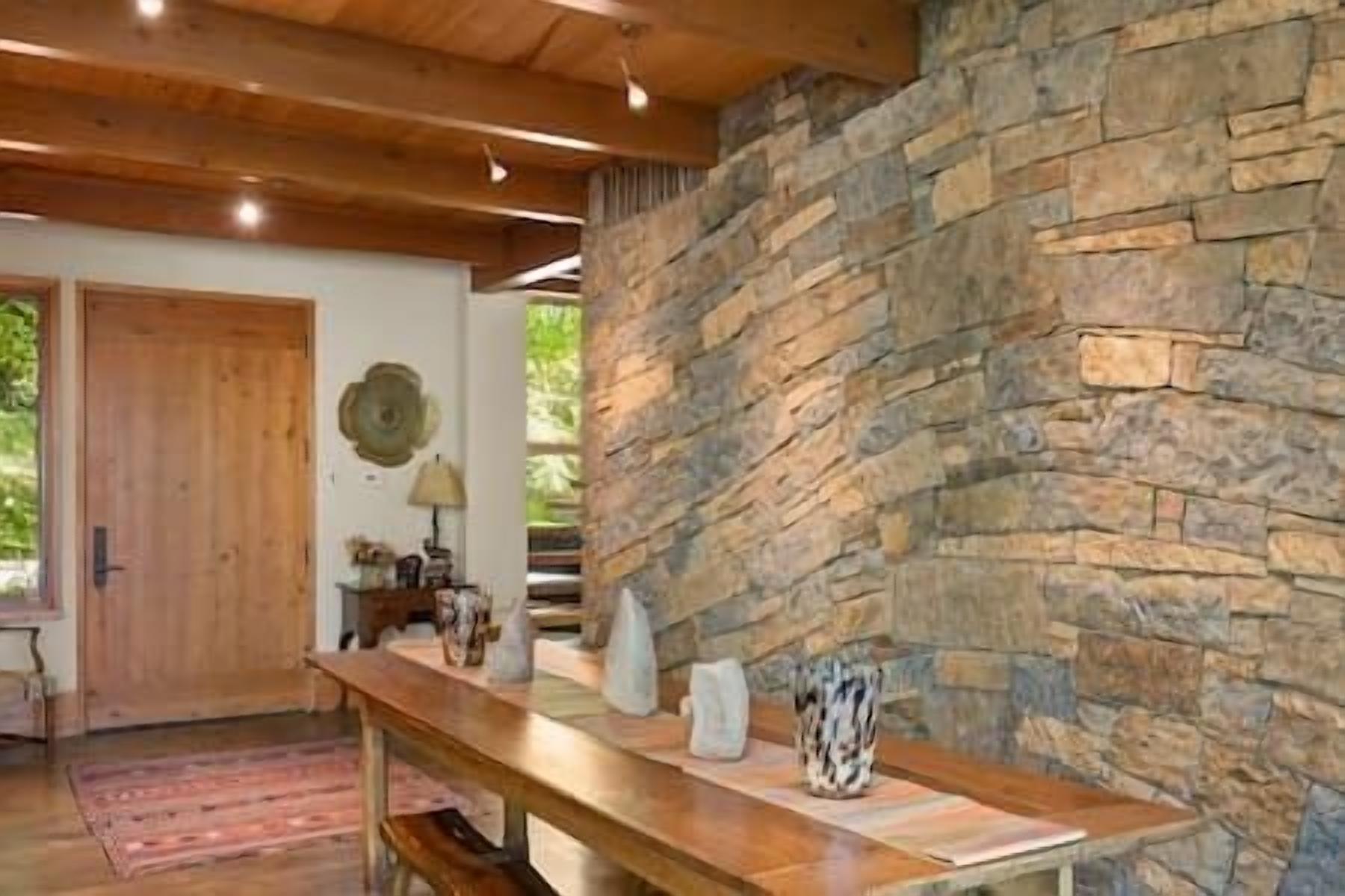 Stunning 5 Bedroom 7 bath home in Aspen highland!