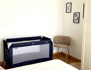1 bedroom, travel crib, free WiFi, bed sheets