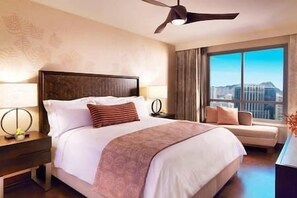 2 bedrooms, iron/ironing board, WiFi, bed sheets - Grand Islander HGVC Beachfront Resort & Spa, Pool! (Honolulu)