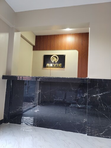 Revic Hotel - Airbnb & Apartments