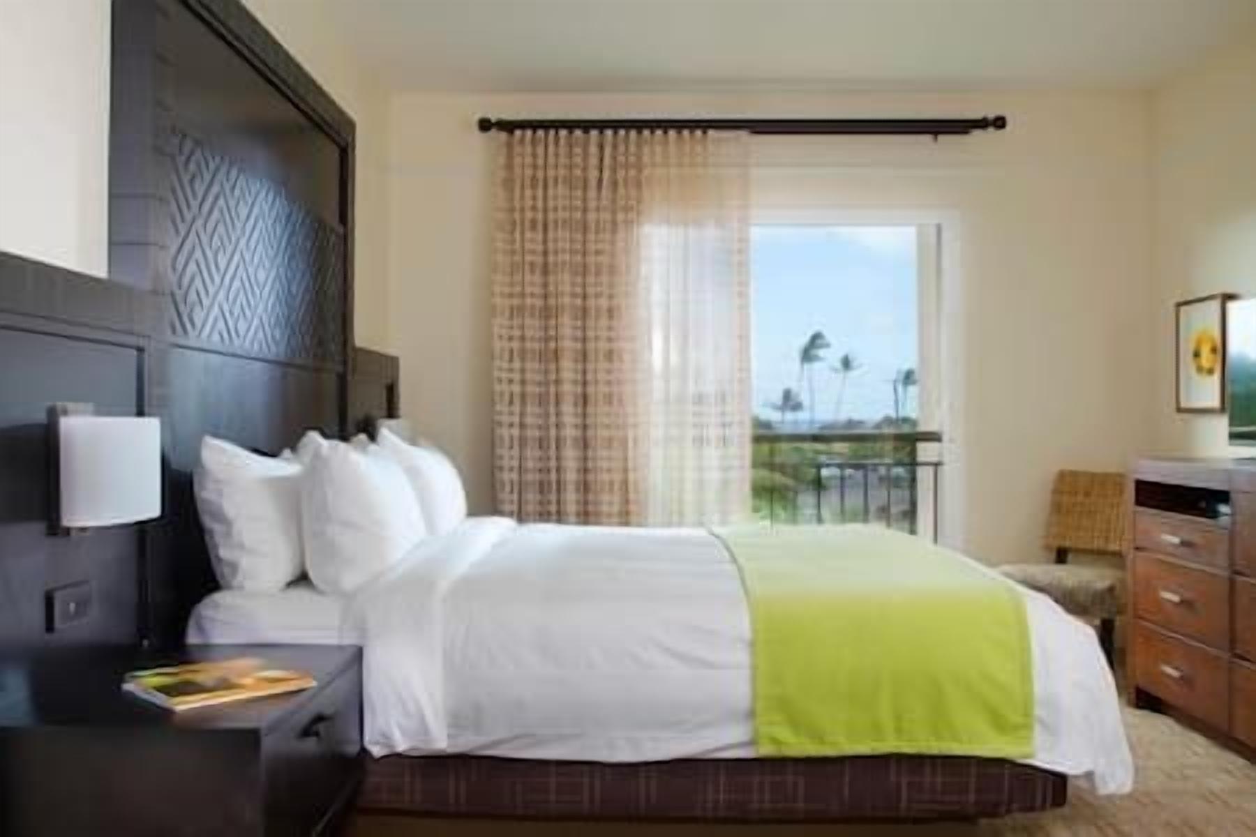 2 Bedroom Marriott  Waiohai Beach Club-suite-koloa - Poipu, HI