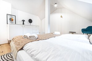 1 bedroom, desk, iron/ironing board, free WiFi