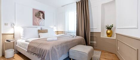 2 chambres, bureau, fer et planche à repasser, Wi-Fi gratuit