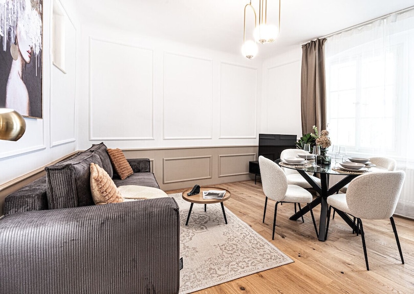 Exquisite 2 Bedroom Apartment At Lesser Town By Easybnb Premium - Prague