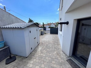 Property grounds - Maison 3 Chambres Très Bien Équipée à 400 Mètres de la Plage des Demoiselles (Saint-Jean-de-Monts)