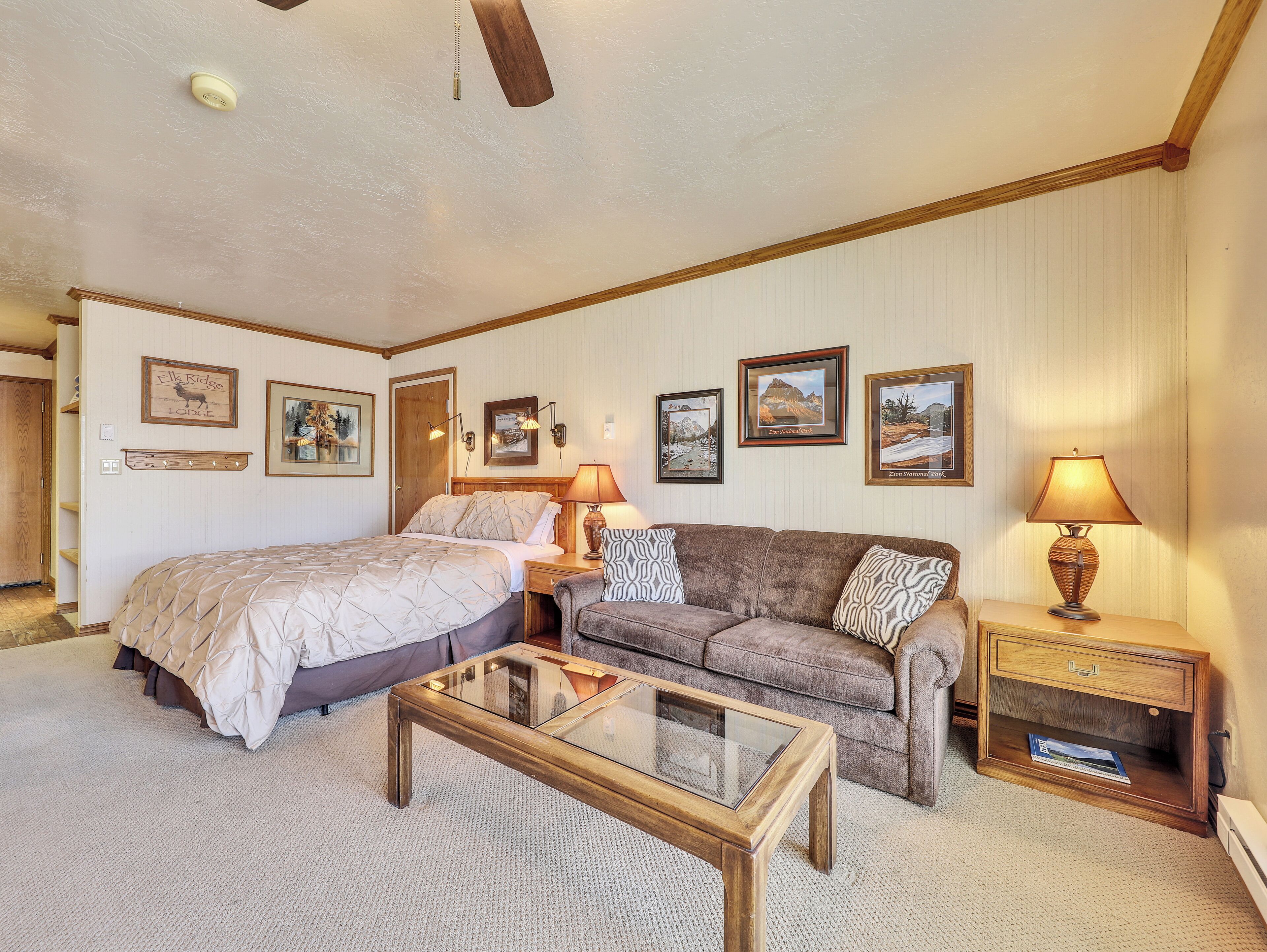 Ski-In/Ski-Out Studio 3 Mins to Brian Head Resort