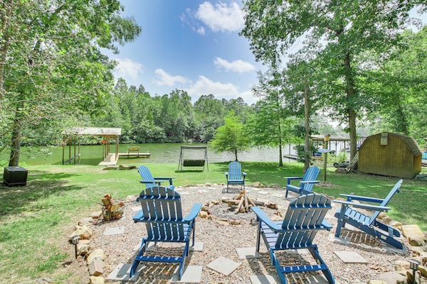Hot Springs Vacation Rental | 3BR | 2BA | 1,014 Sq Ft | Stairs Required