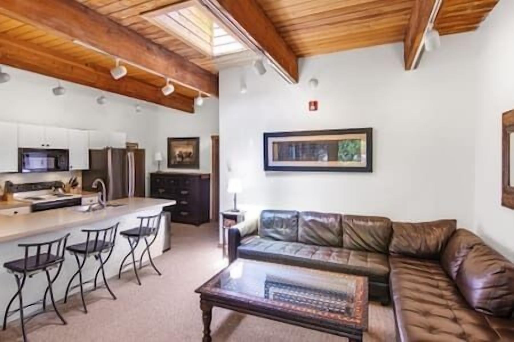 1 Bedroom Condo, Aspen Core Condo