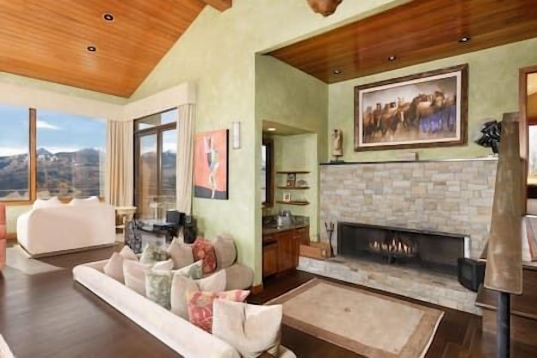 4/5 Aspen Family Home, Pool Table, Great Views!