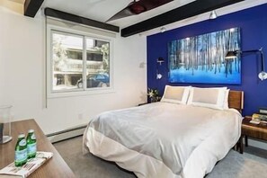 2 slaapkamers, een strijkplank/strijkijzer, wifi, beddengoed