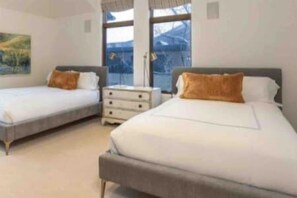 5 chambres, fer et planche à repasser, accès Internet, draps fournis