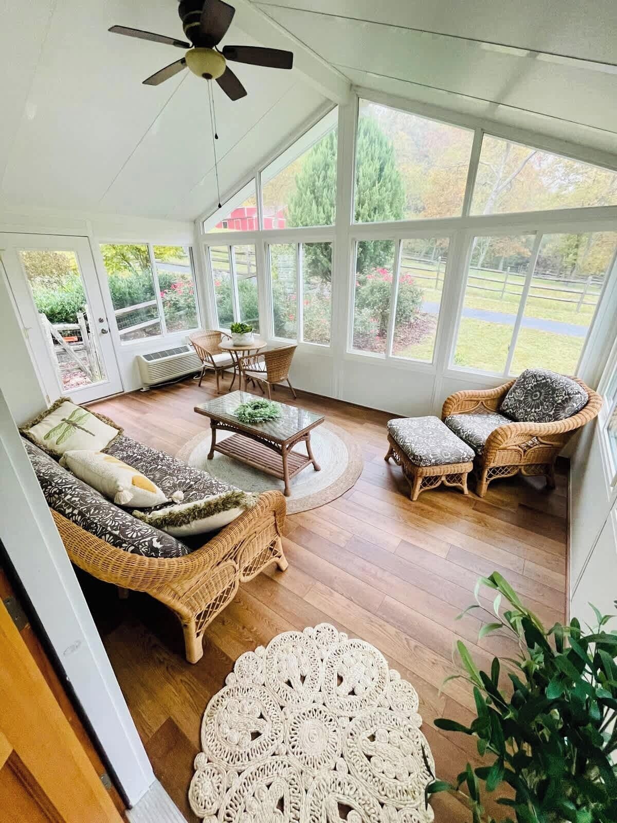 TV, fireplace, video games, offices