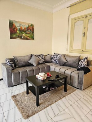 Living area - Grande studio Tanger/Free wifi/Netflix (Tanger)