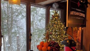 Restaurant - Grunberg Haus Inn & Cabins (Waterbury)