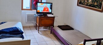 1 Bedroom Apartment in Baix