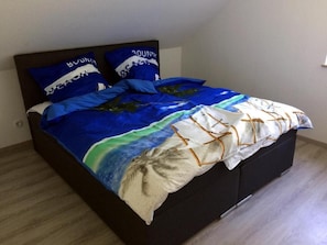 3 camere, ferro/asse da stiro, Wi-Fi