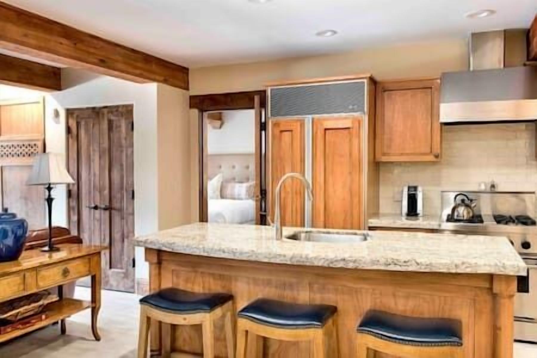 Chateaux Deer Valley-2 & 3 Bedrooms-Great location
