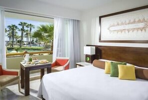 2 عدّة غرف نوم ومكواة/لوح كي وخدمة الإنترنت وملاءات أسرّة