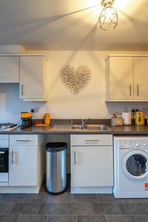 Private kitchen - Apollo Apartment (Coventry)