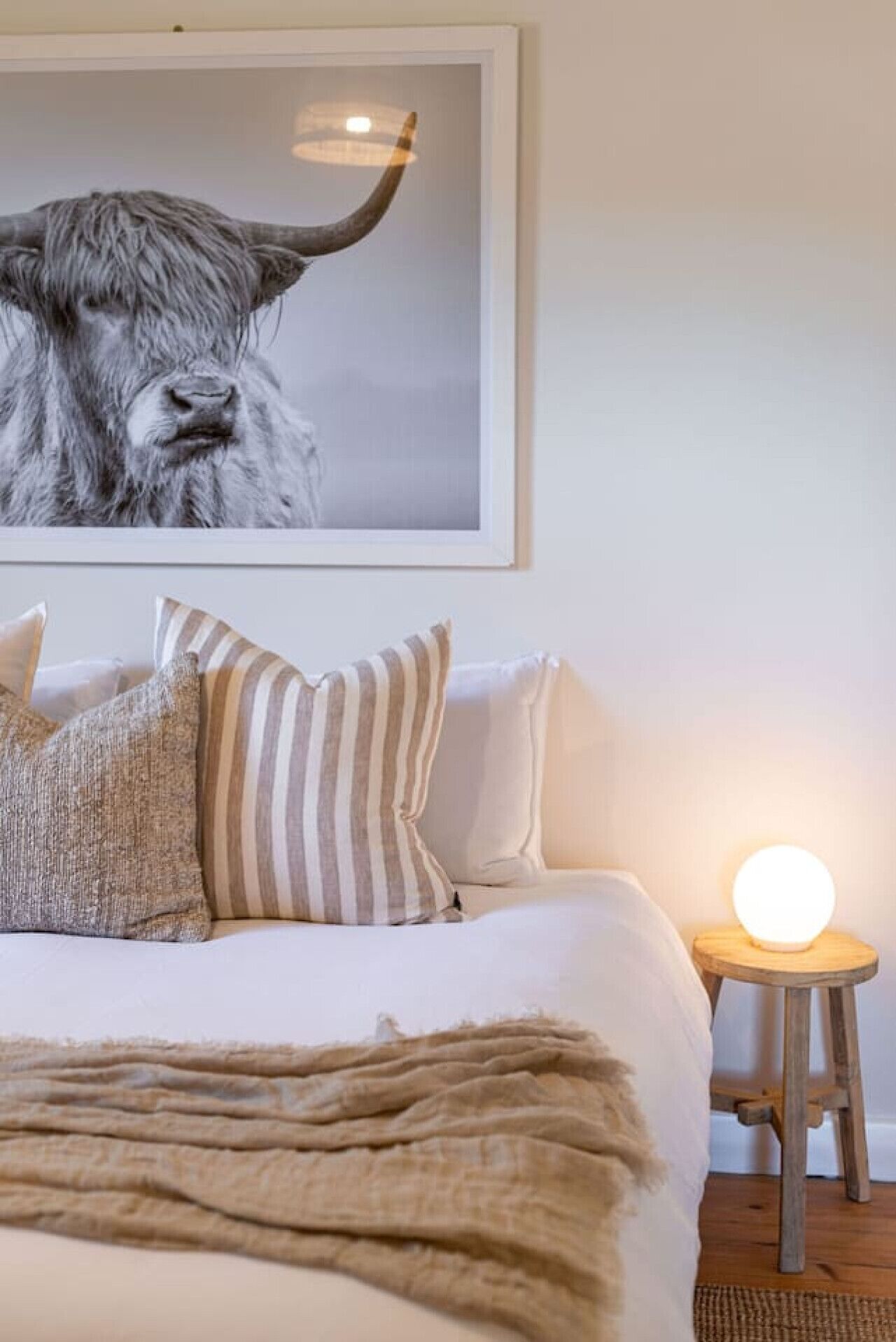 1 dormitorio, tabla de planchar con plancha, wifi y ropa de cama