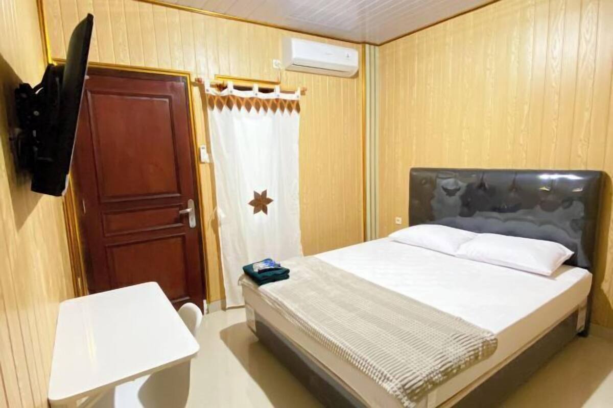 Premium-sengetøj, skrivebord, lydisolering, gratis Wi-Fi