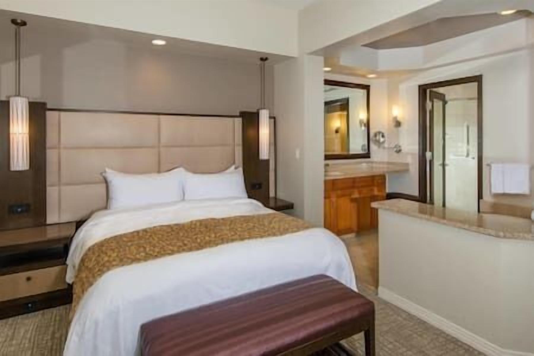 MARRIOTT'S DESERT SPRINGS VILLAS-2 BEDROOM SUITE!